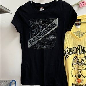 Harley-Davidson Black Tee with Vintage Graphic